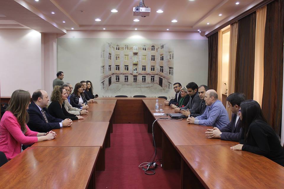 ՏԵՂԻ Է ՈՒՆԵՑԵԼ ԱՄԵՐԻԿԱՑԻ ԳՈՐԾԸՆԿԵՐՆԵՐԻ ՀԵՏ ՀԱՄԱՏԵՂ ԾՐԱԳՐԻ ՊԱՇՏՈՆԱԿԱՆ ՓԱԿՈՒՄԸ ՏԵՂԻ Է ՈՒՆԵՑԵԼ ԱՄԵՐԻԿԱՑԻ ԳՈՐԾԸՆԿԵՐՆԵՐԻ ՀԵՏ ՀԱՄԱՏԵՂ ԾՐԱԳՐԻ ՊԱՇՏՈՆԱԿԱՆ ՓԱԿՈՒՄԸ