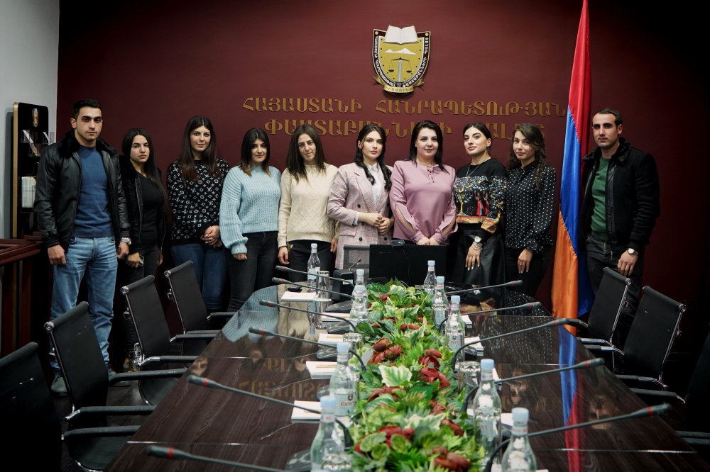 ՀՀ ՈՍՏԻԿԱՆՈւԹՅԱՆ ԿՐԹԱՀԱՄԱԼԻՐԻ ԻՐԱՎԱԲԱՆԱԿԱՆ ԿԼԻՆԻԿԱՅԻ ԱՆԴԱՄՆԵՐՆ ԱՅՑԵԼԵԼ ԵՆ ՓԱՍՏԱԲԱՆՆԵՐԻ ՊԱԼԱՏ ՀՀ ՈՍՏԻԿԱՆՈւԹՅԱՆ ԿՐԹԱՀԱՄԱԼԻՐԻ ԻՐԱՎԱԲԱՆԱԿԱՆ ԿԼԻՆԻԿԱՅԻ ԱՆԴԱՄՆԵՐՆ ԱՅՑԵԼԵԼ ԵՆ ՓԱՍՏԱԲԱՆՆԵՐԻ ՊԱԼԱՏ